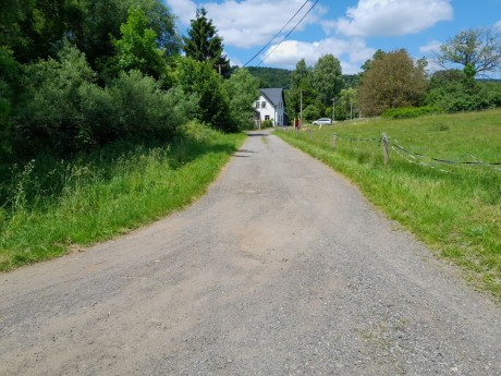 14 dolní Trávník -oprava cesty ke Klajnům