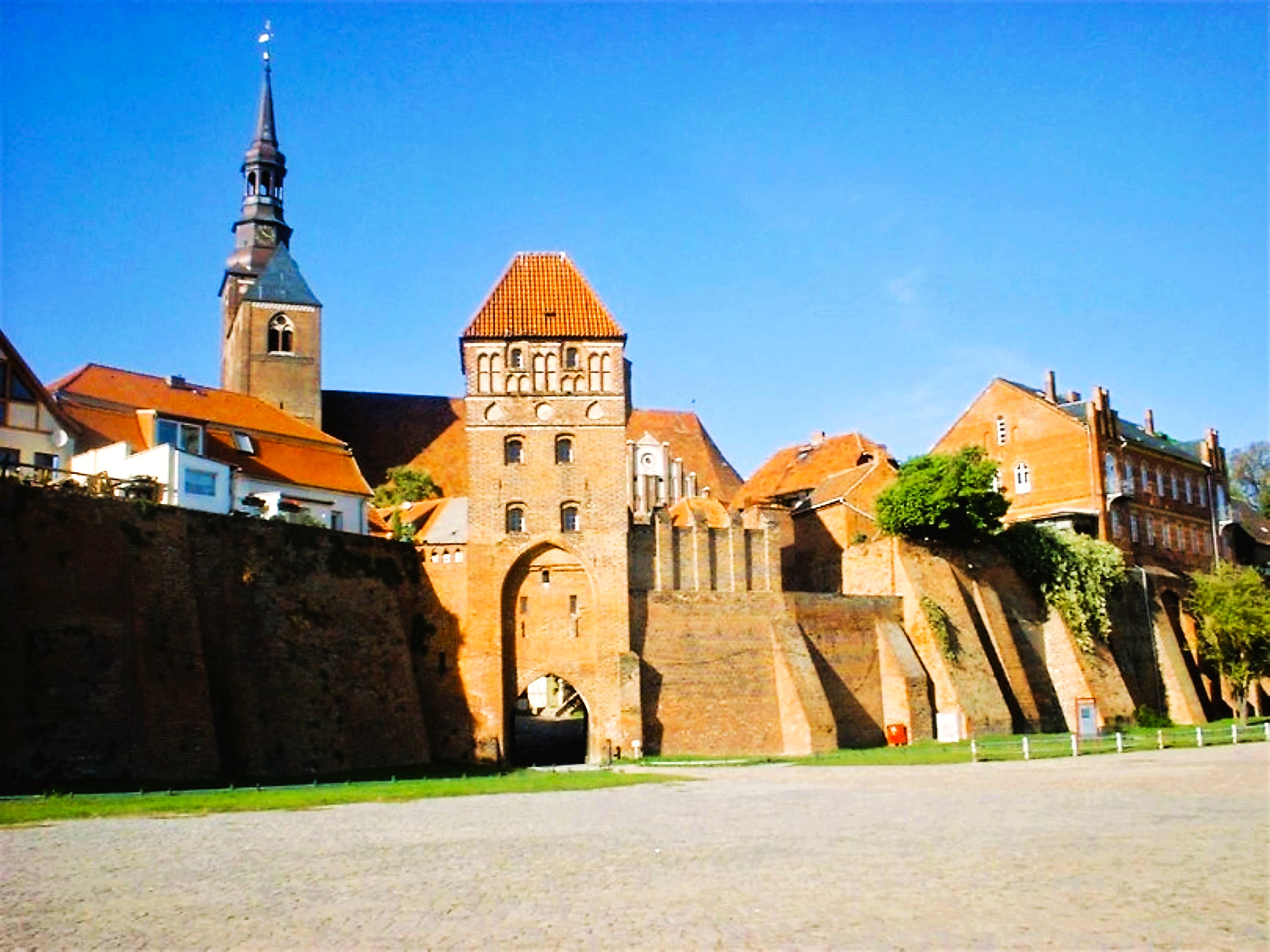 50 hrad Targermünde Wikipedie