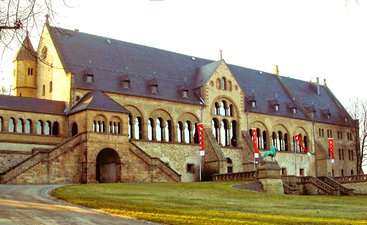 t- falcký palác císaře římského