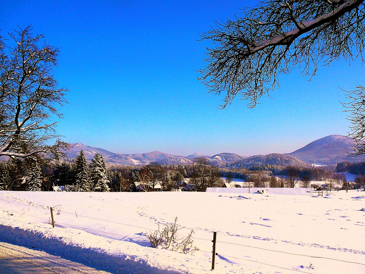 15 panorama v Trávníku 
