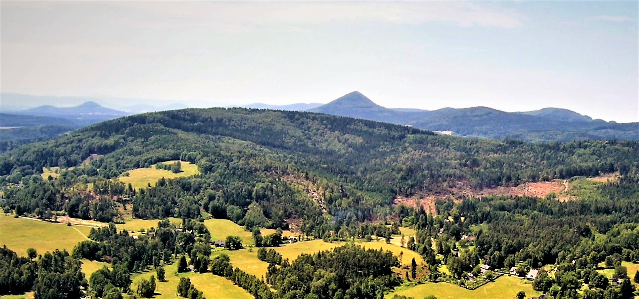 9 panorama tornáda