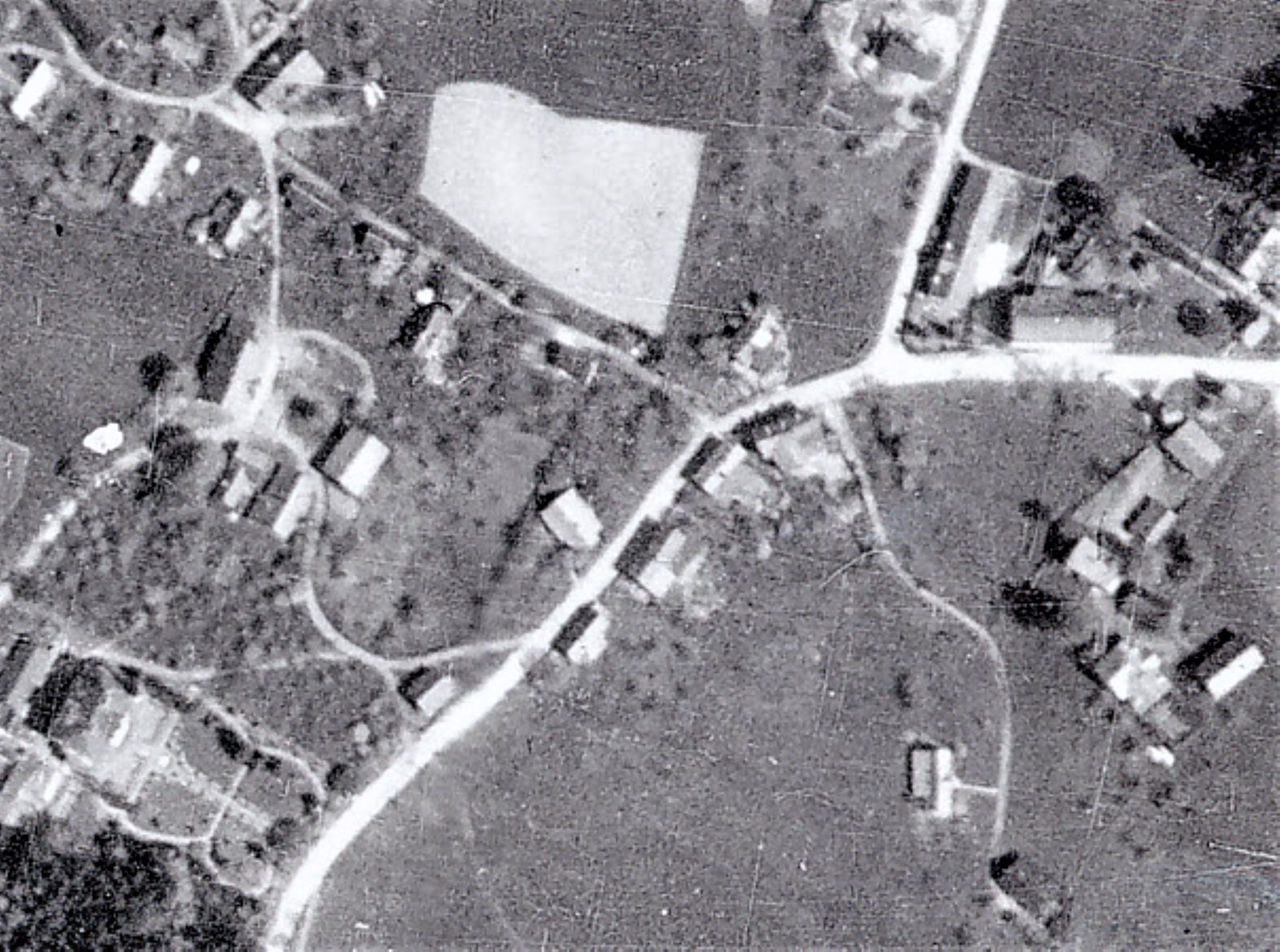 náves v r. 1938 -2