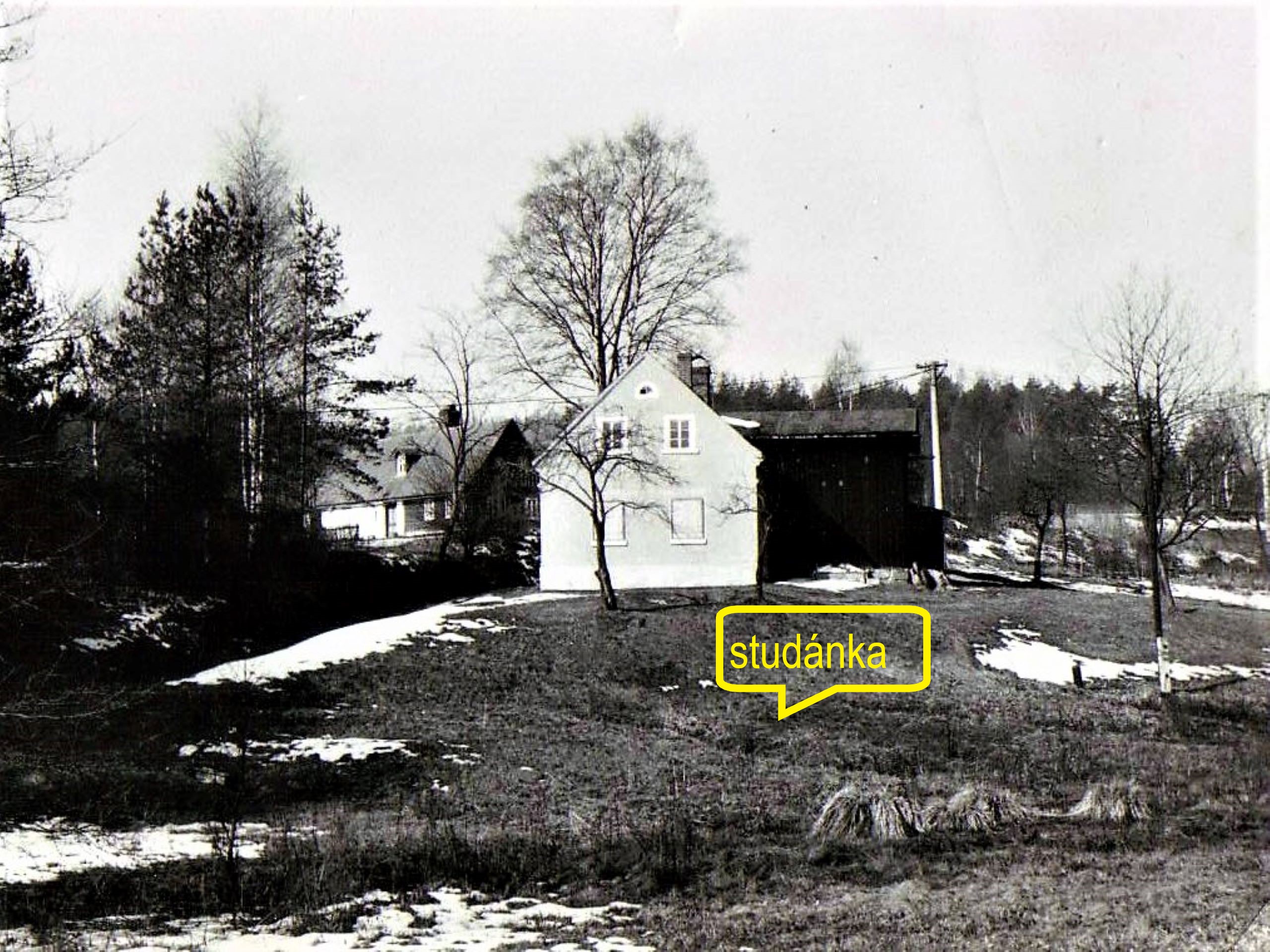 15 studánka