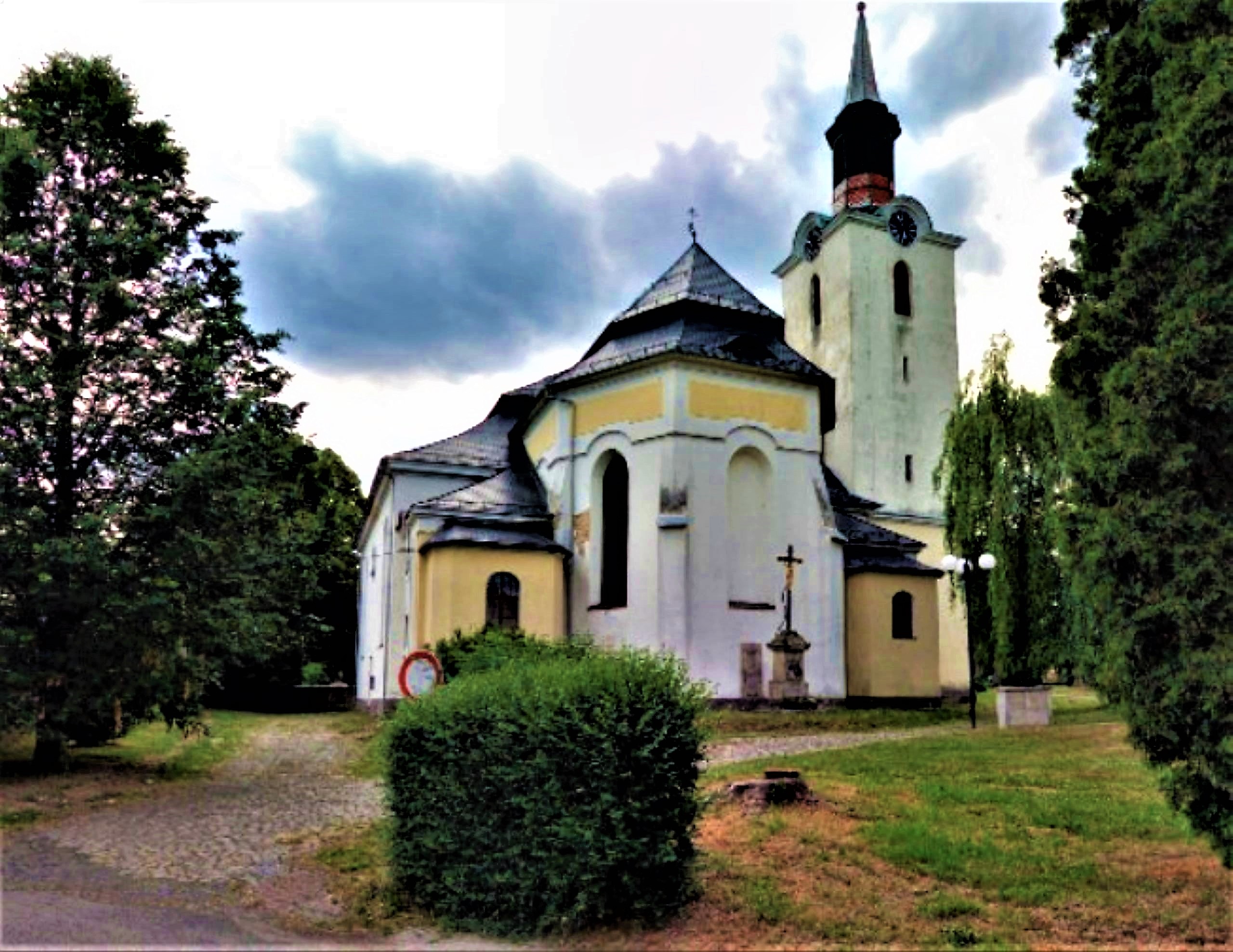 30 Cvikov - kostel