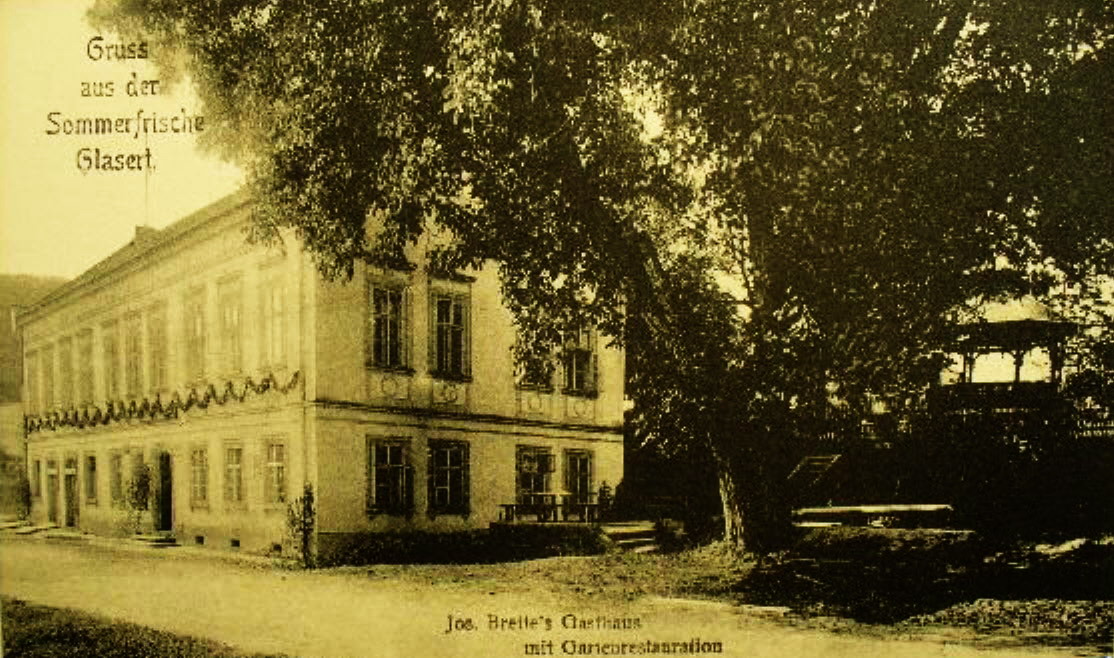 16 Breites Gasthaus