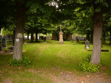 48-hrbitov.jpg